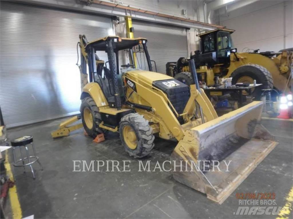 CAT 420F2 4EO Baggerlader