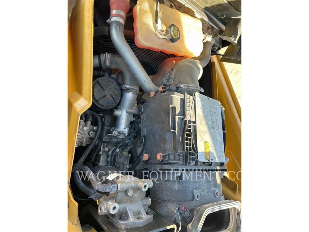 CAT 420F2 4WDE Baggerlader