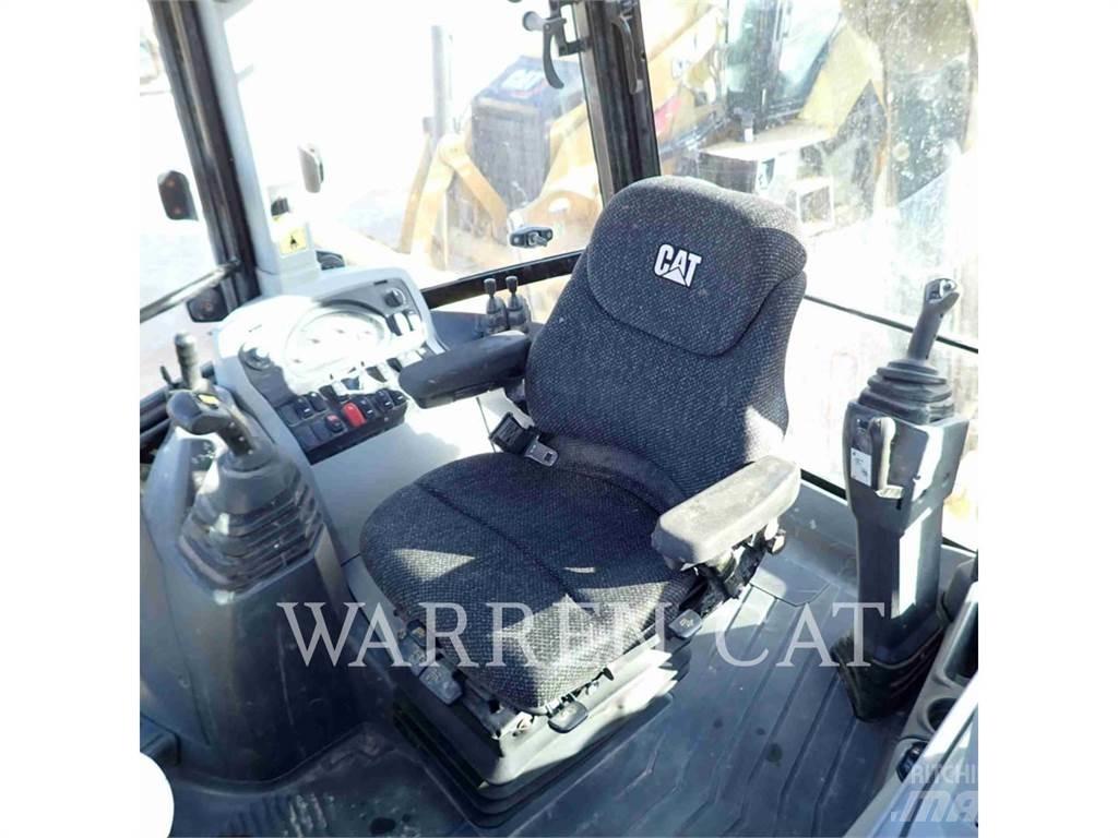 CAT 420F2 AE4T Baggerlader