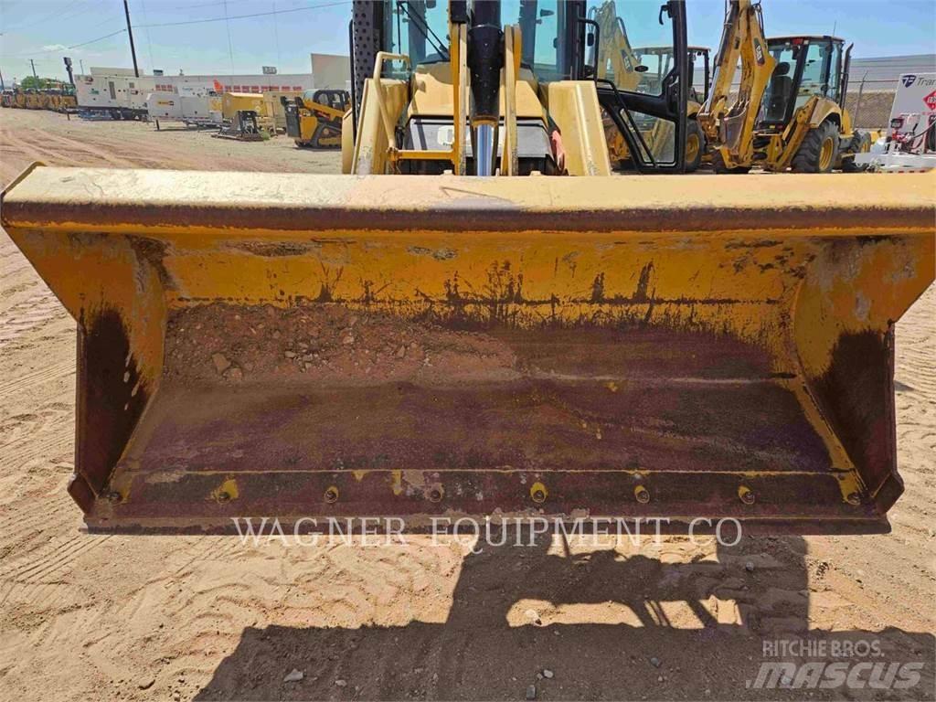 CAT 420F2ST Baggerlader
