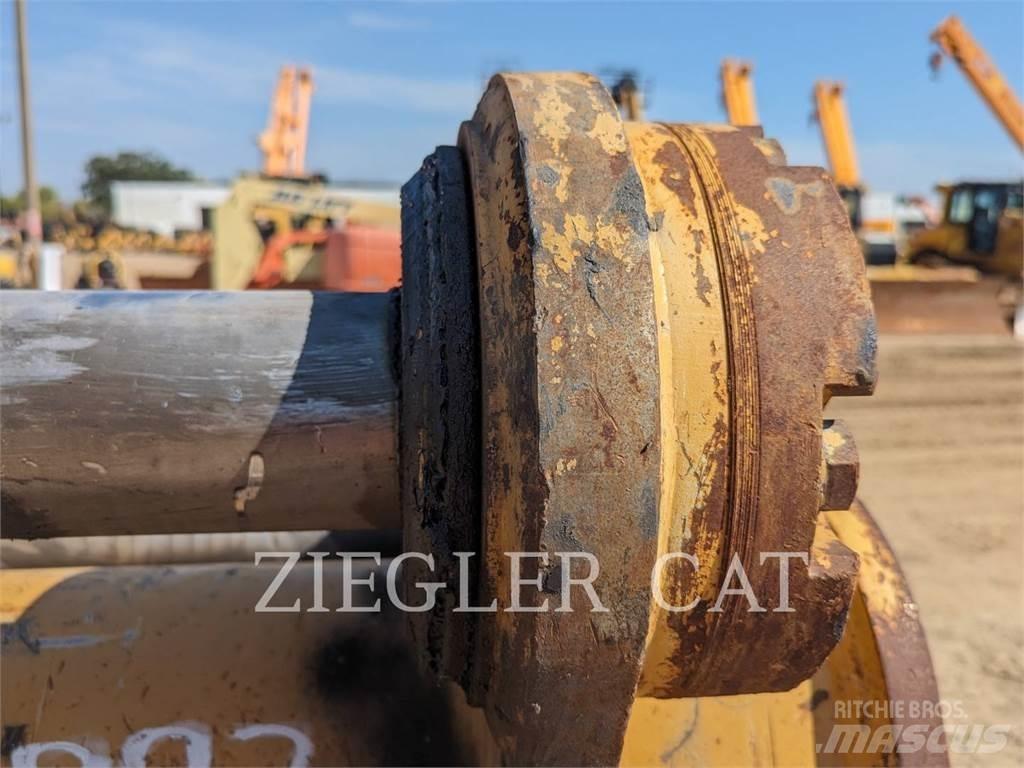 CAT 42DB Schaufeln