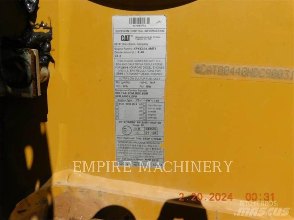 CAT 440-07 4EO Baggerlader