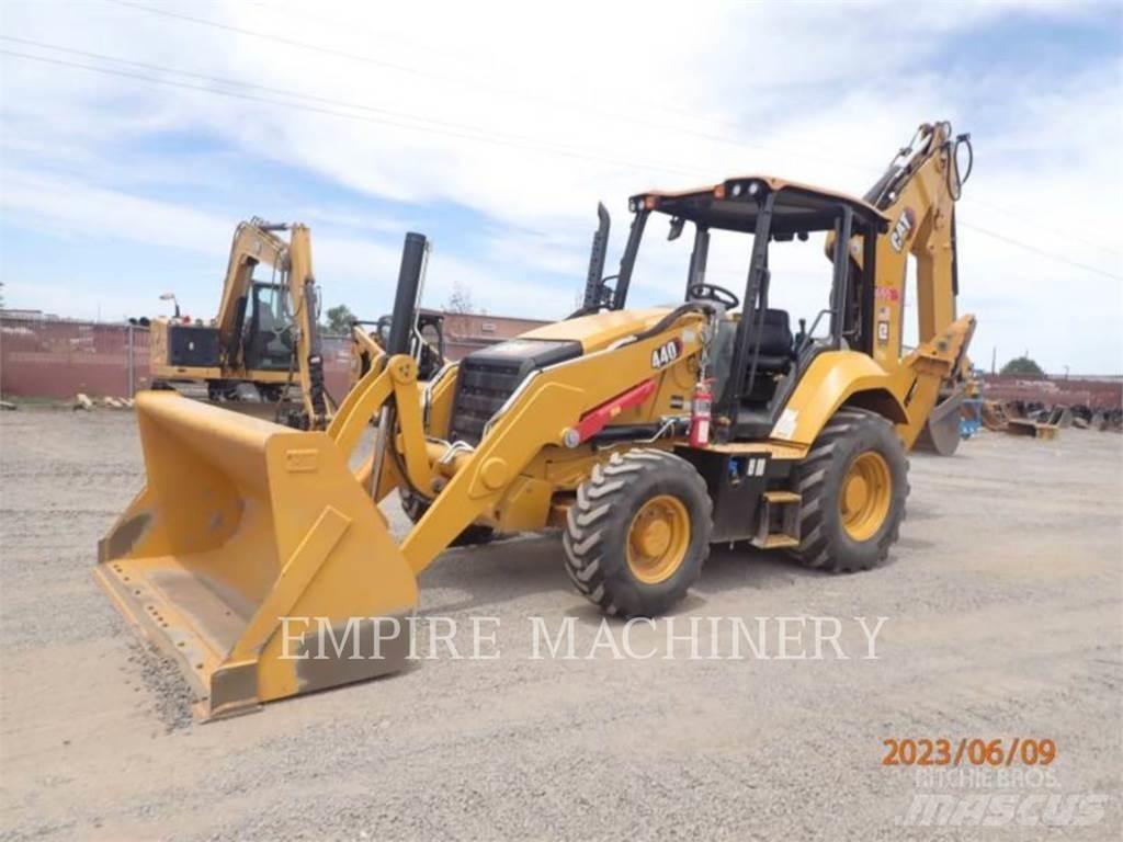 CAT 440-07 4EO Baggerlader