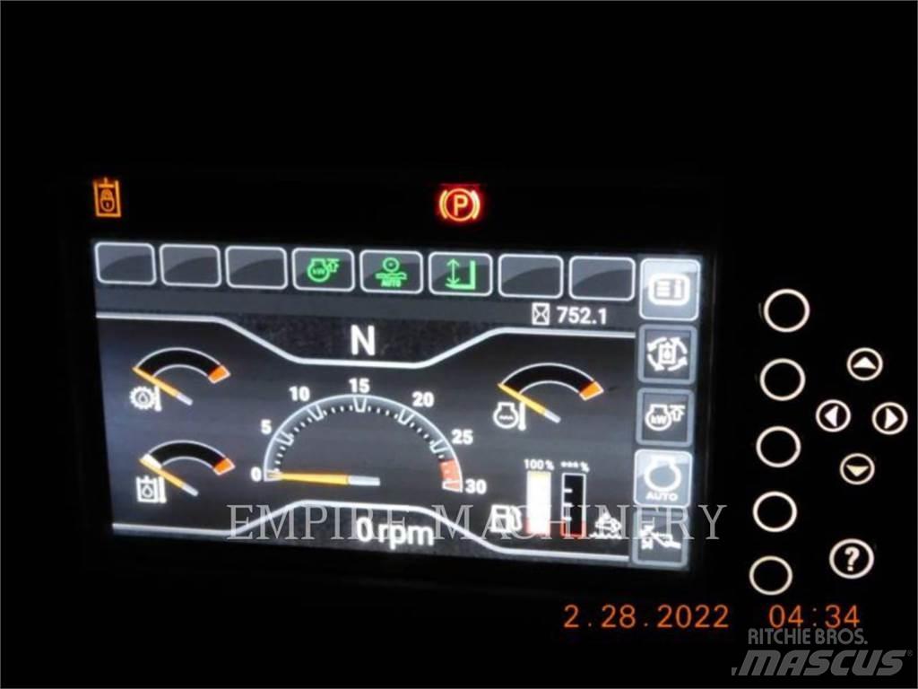 CAT 440-74EOIM Baggerlader