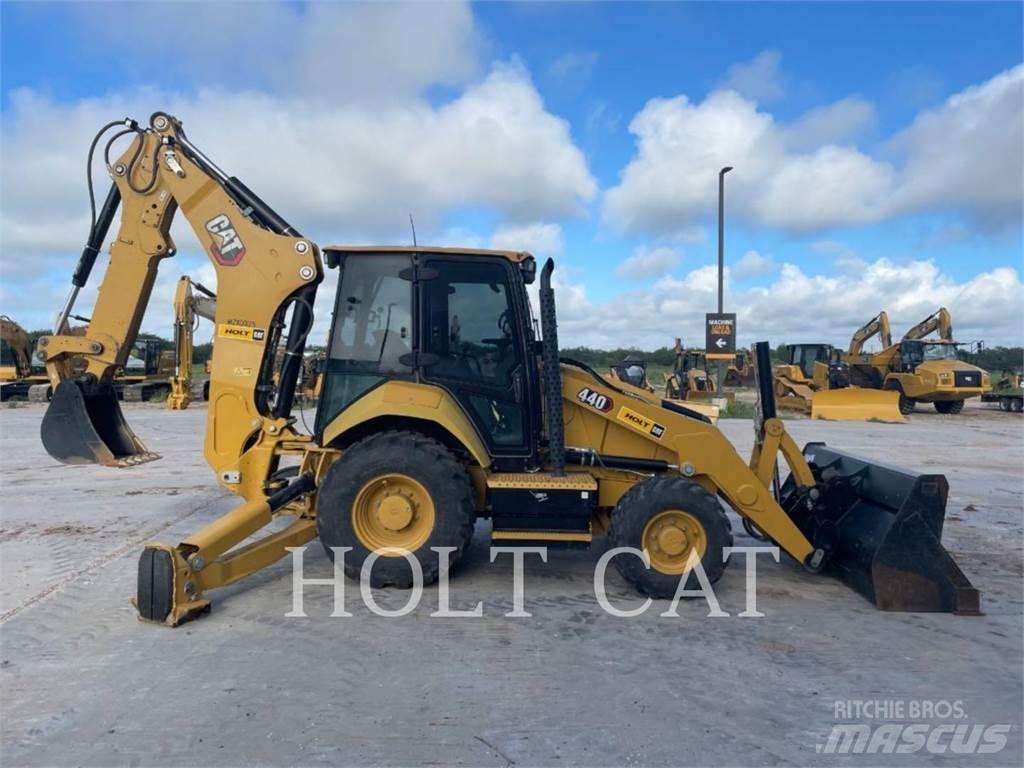 CAT 440 C4E Baggerlader