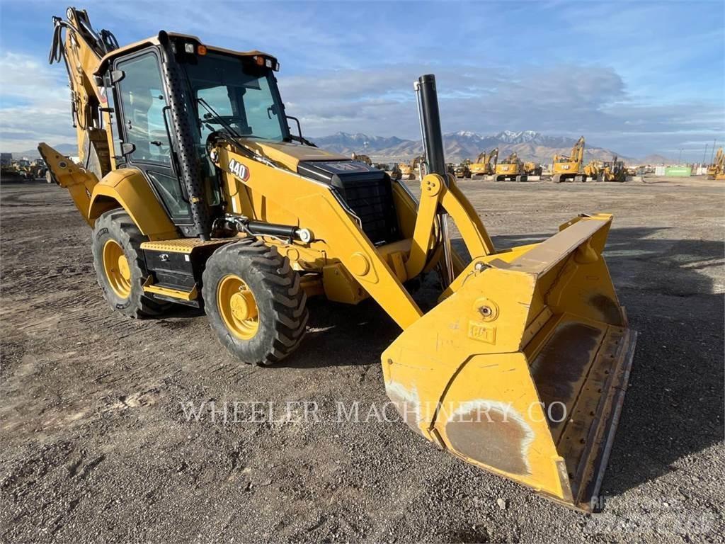 CAT 440 TH Baggerlader