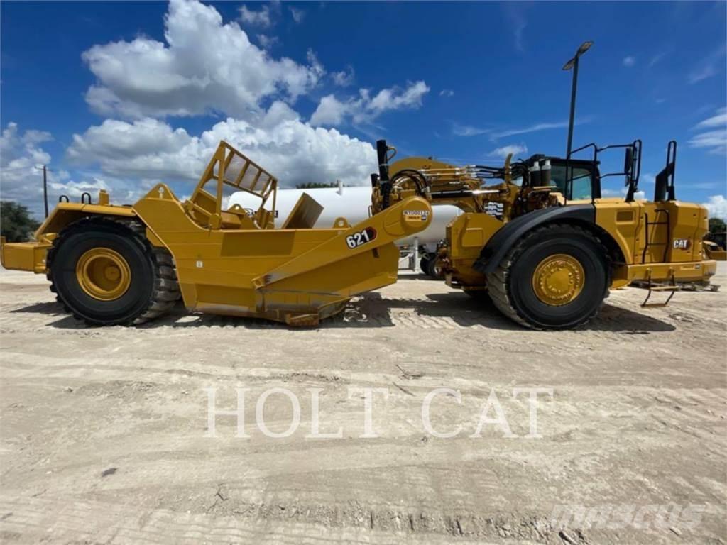 CAT 621 Schaber
