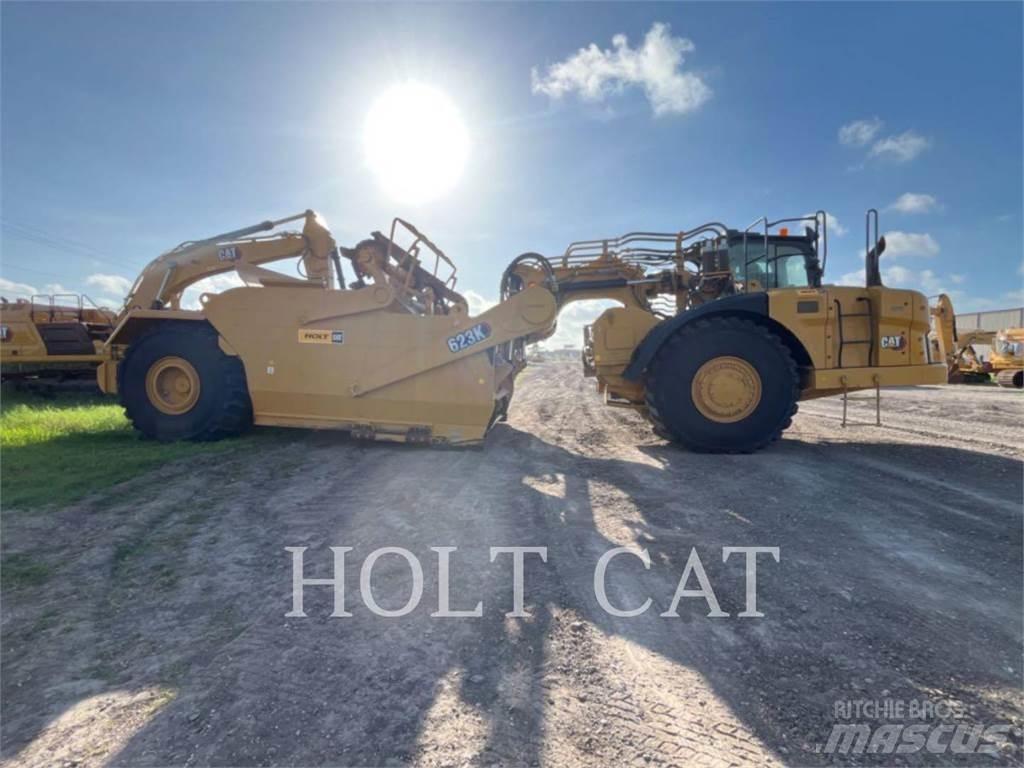 CAT 623K Schaber