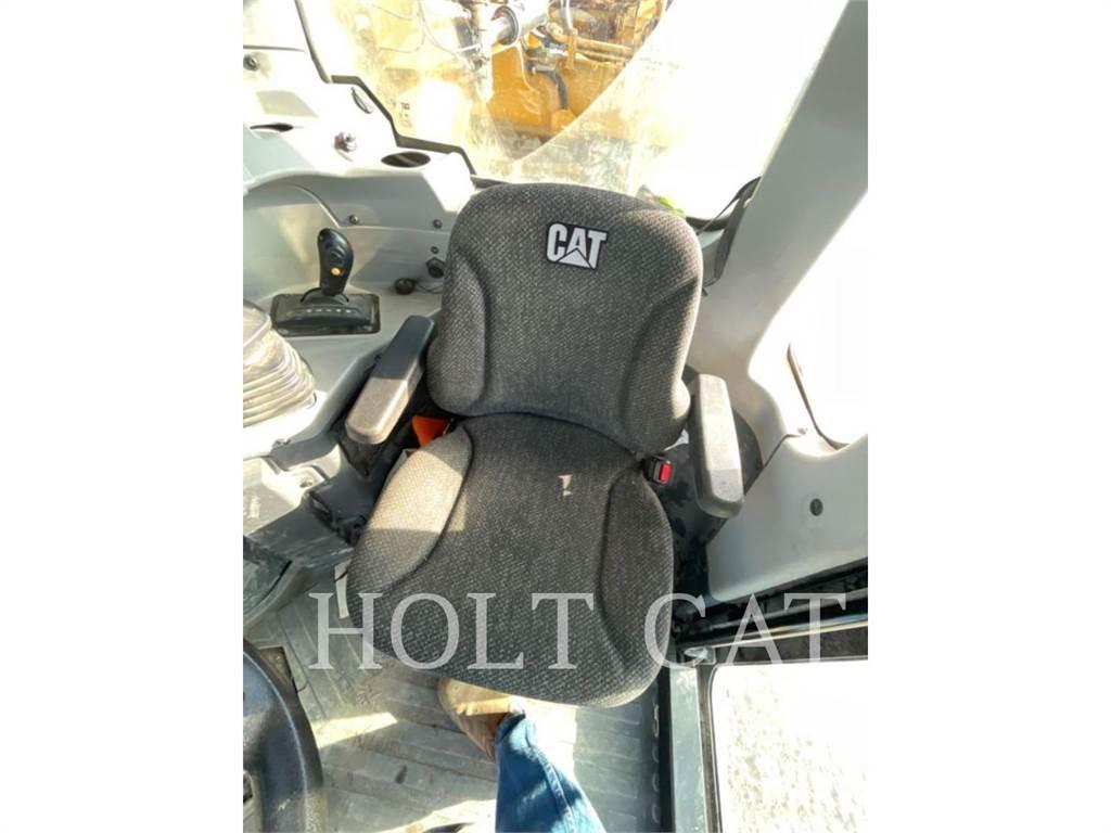 CAT 623K Schaber