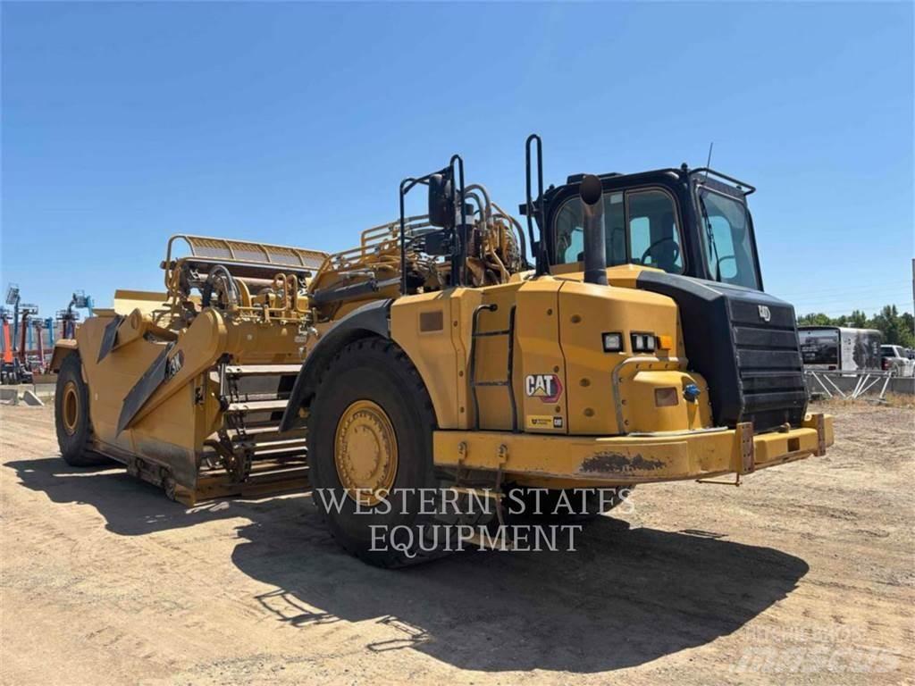 CAT 623K Schaber