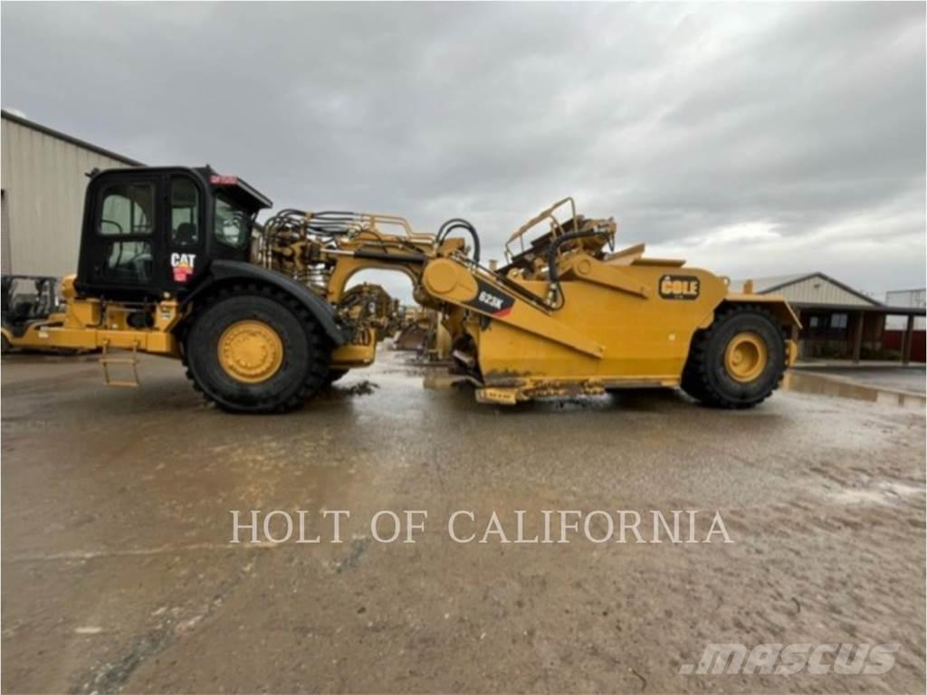 CAT 623K Schaber
