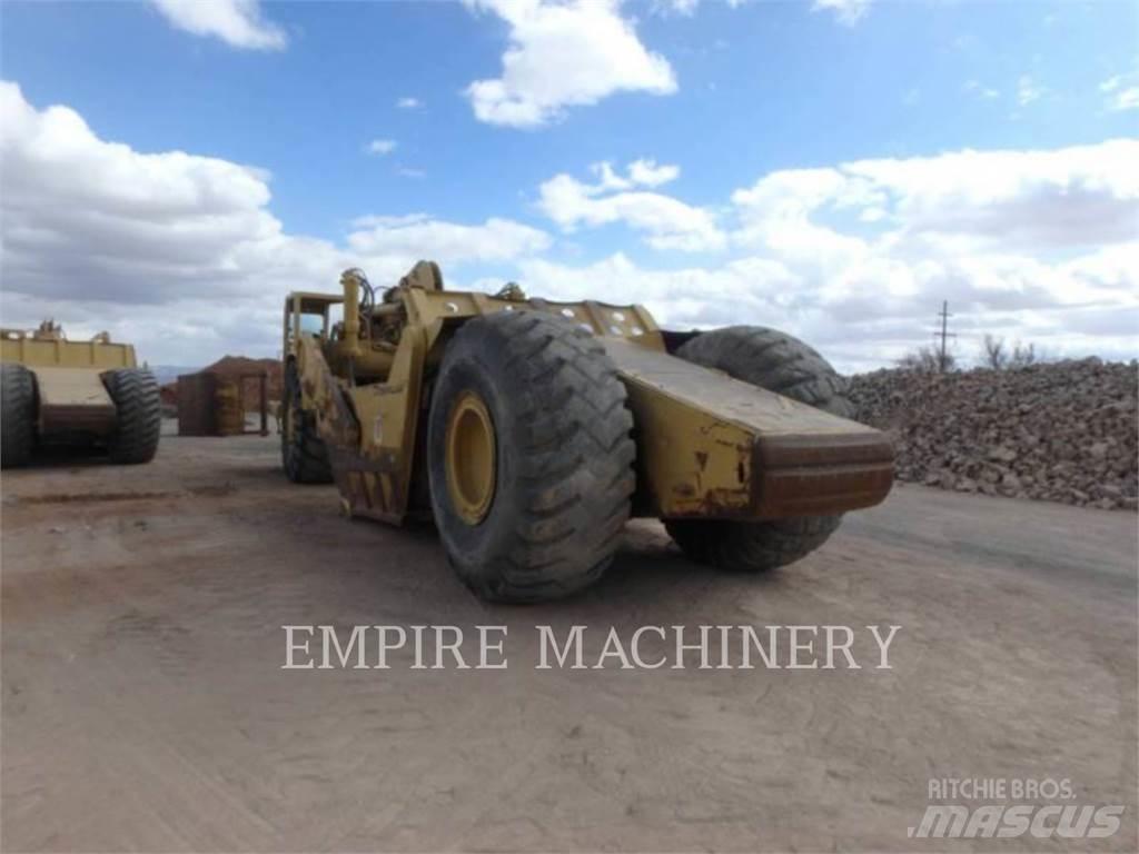 CAT 631D Schaber