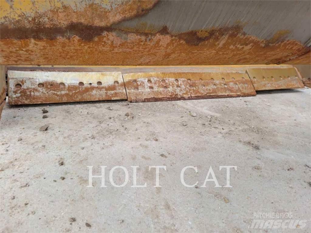 CAT 631K Schaber