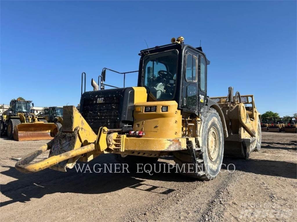 CAT 637K Schaber