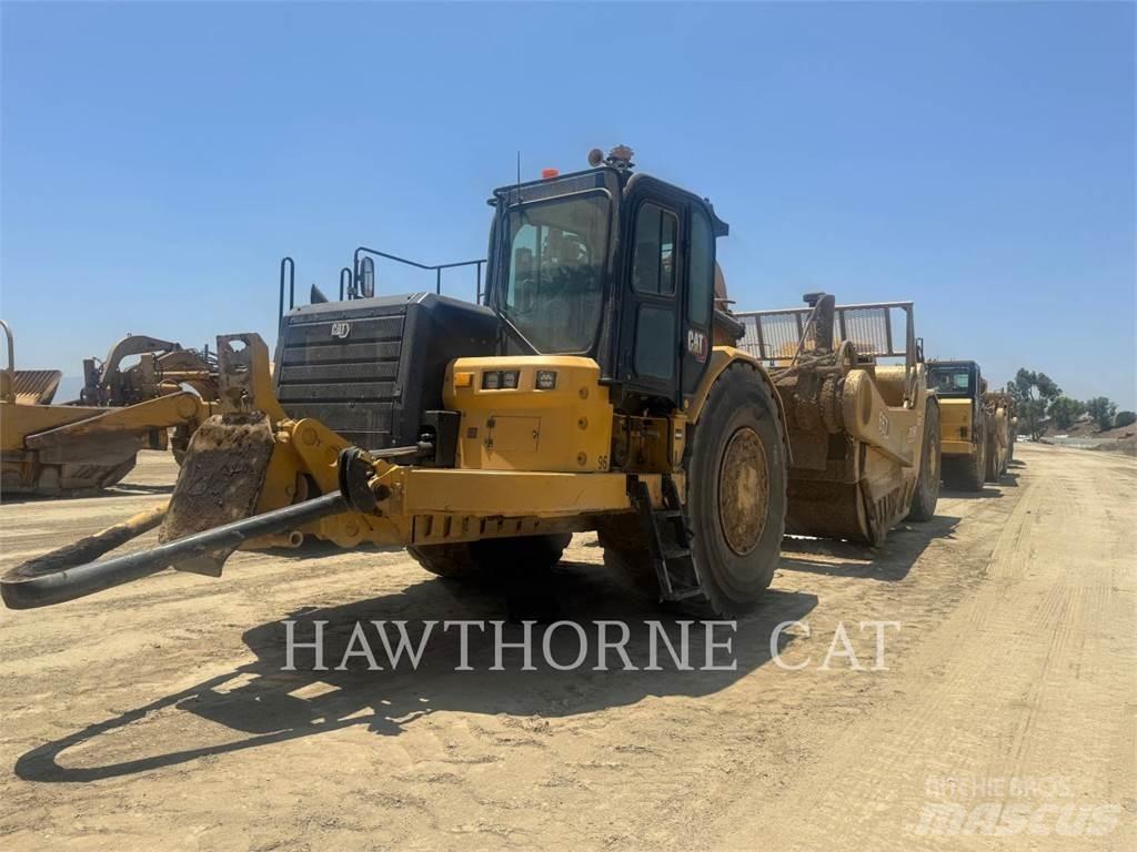 CAT 657 Schaber