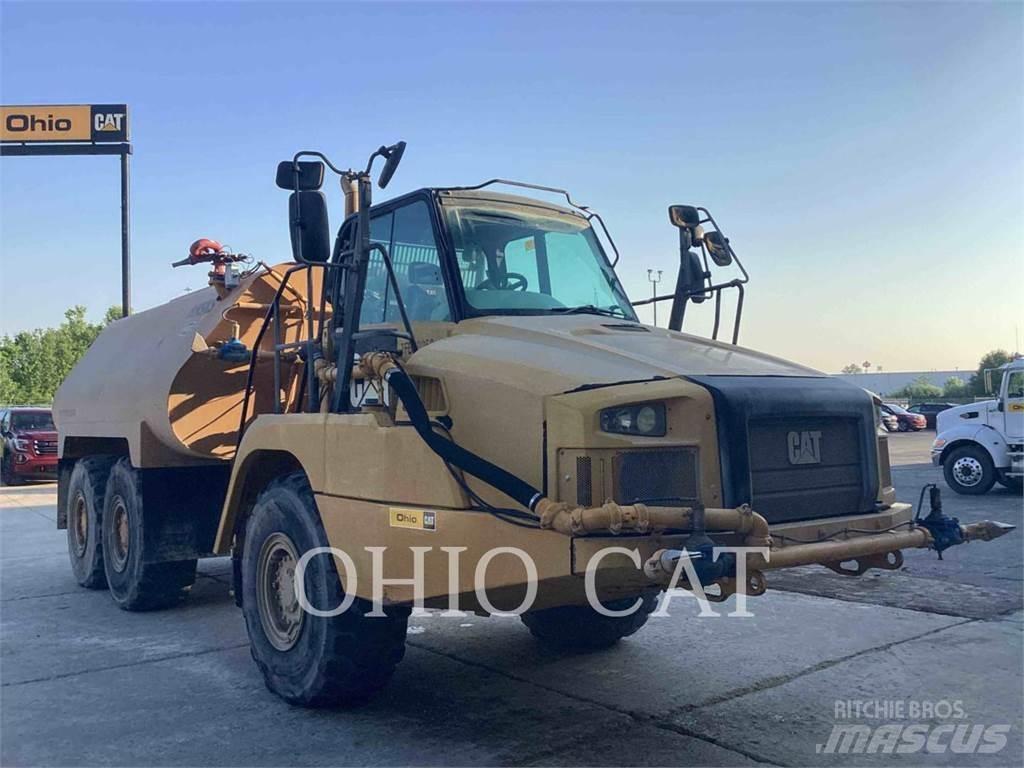 CAT 725C Dumper - Knickgelenk