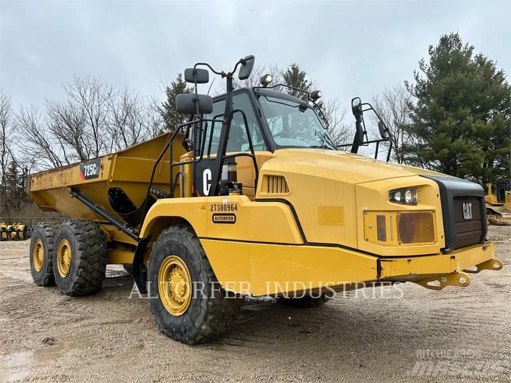 CAT 725C2 Dumper - Knickgelenk