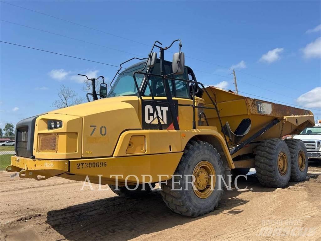 CAT 725C2 Dumper - Knickgelenk