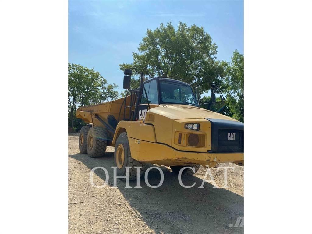 CAT 725C2 Dumper - Knickgelenk
