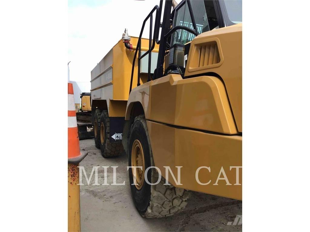 CAT 725C2 Dumper - Knickgelenk