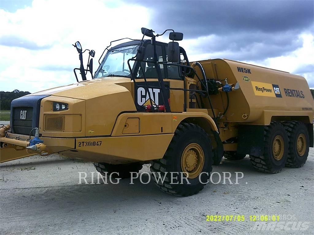 CAT 725C2WW Tankwagen