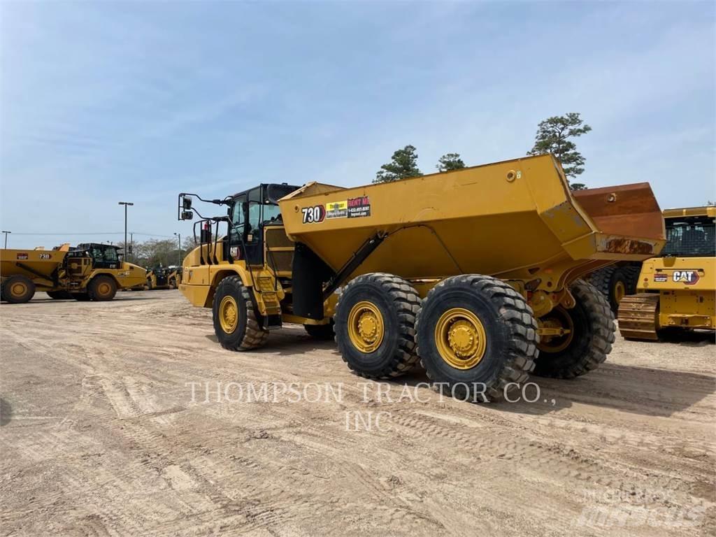 CAT 730 Dumper - Knickgelenk