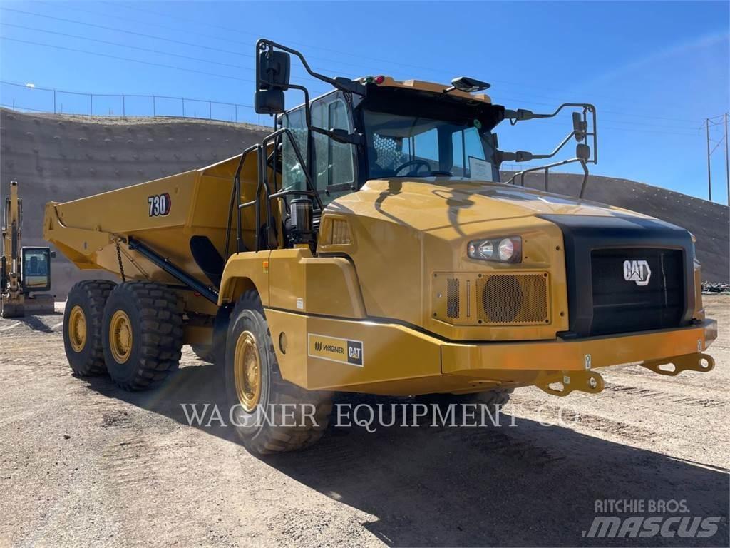 CAT 730 Dumper - Knickgelenk