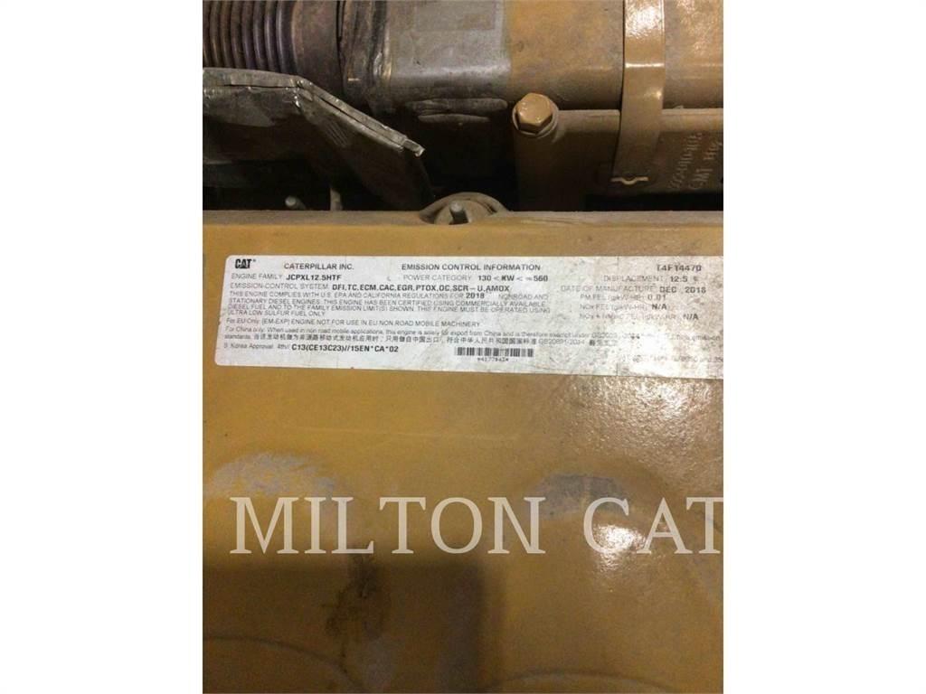 CAT 730 Dumper - Knickgelenk
