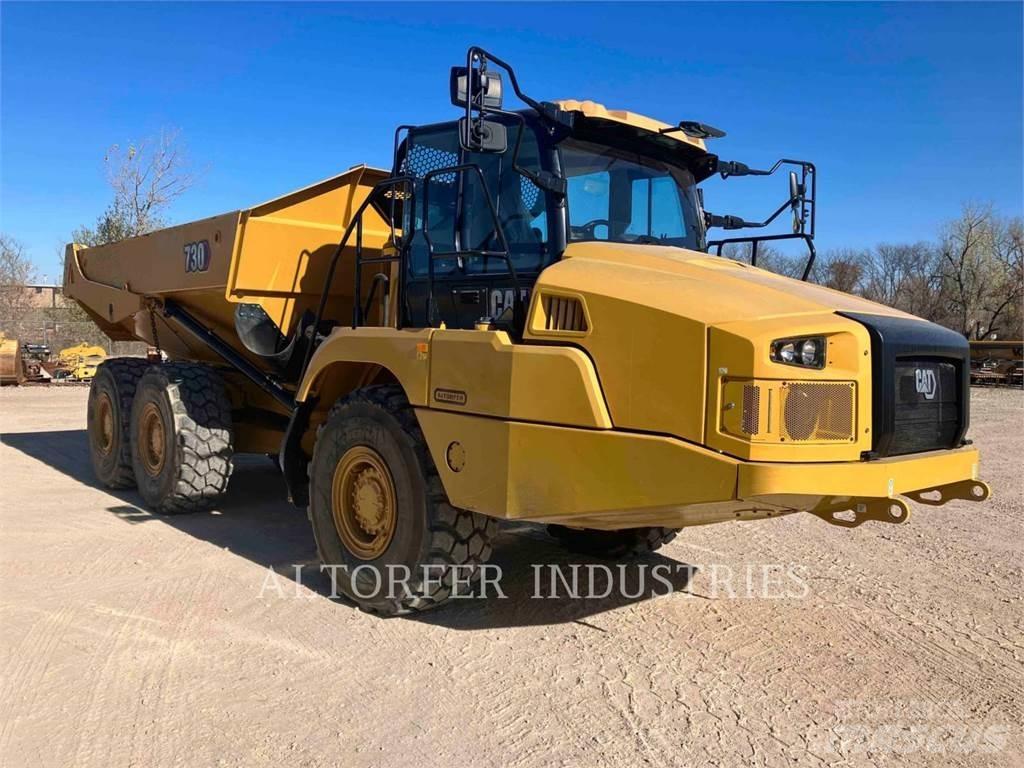 CAT 730 Dumper - Knickgelenk