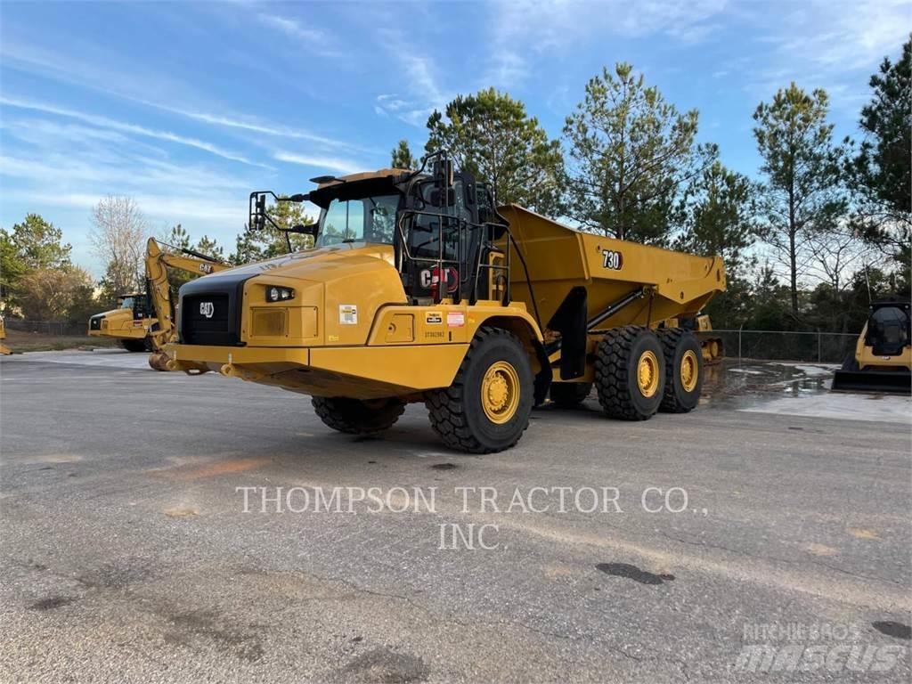 CAT 730 Dumper - Knickgelenk