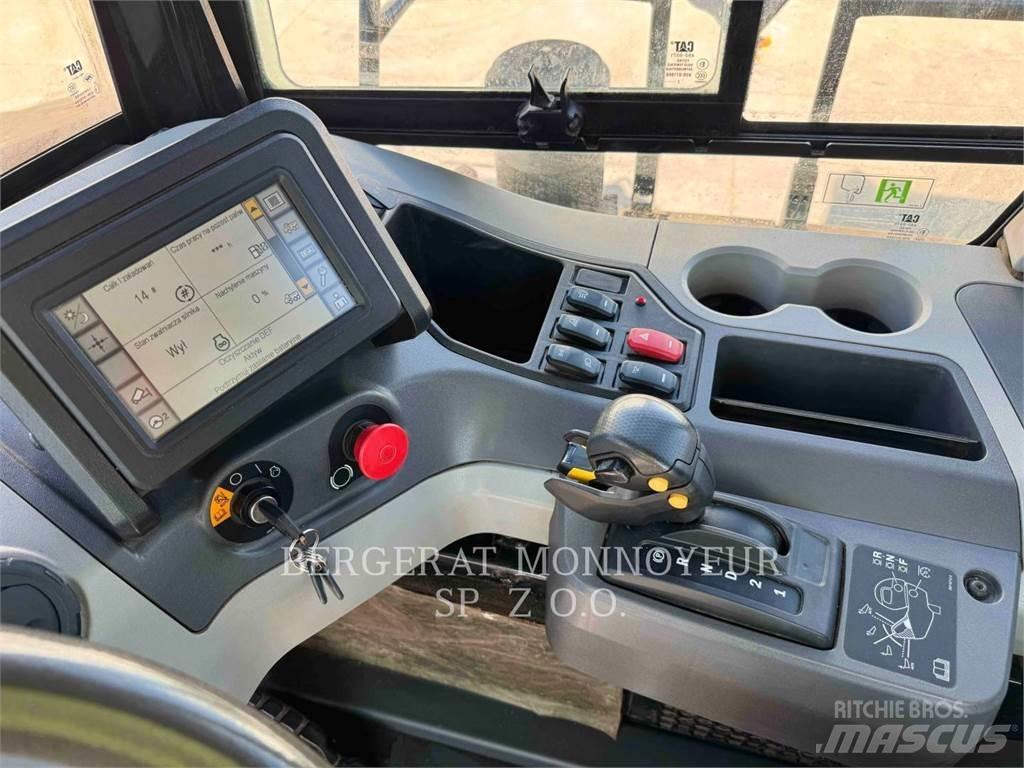 CAT 730 Dumper - Knickgelenk