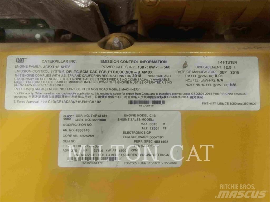CAT 730 Dumper - Knickgelenk