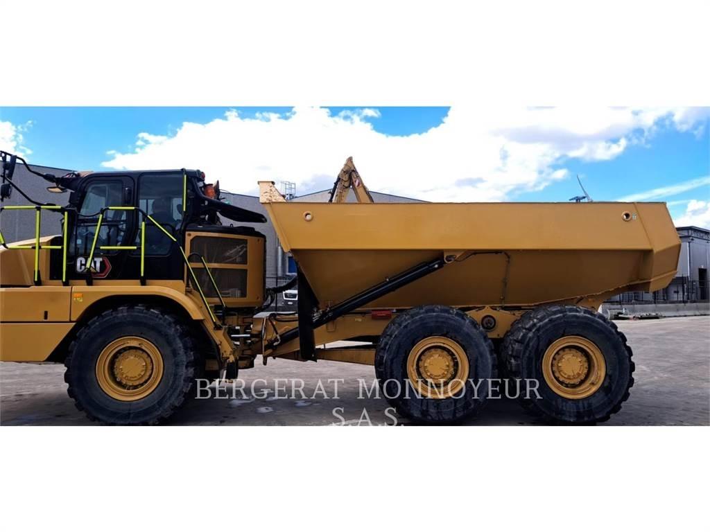 CAT 730 Dumper - Knickgelenk