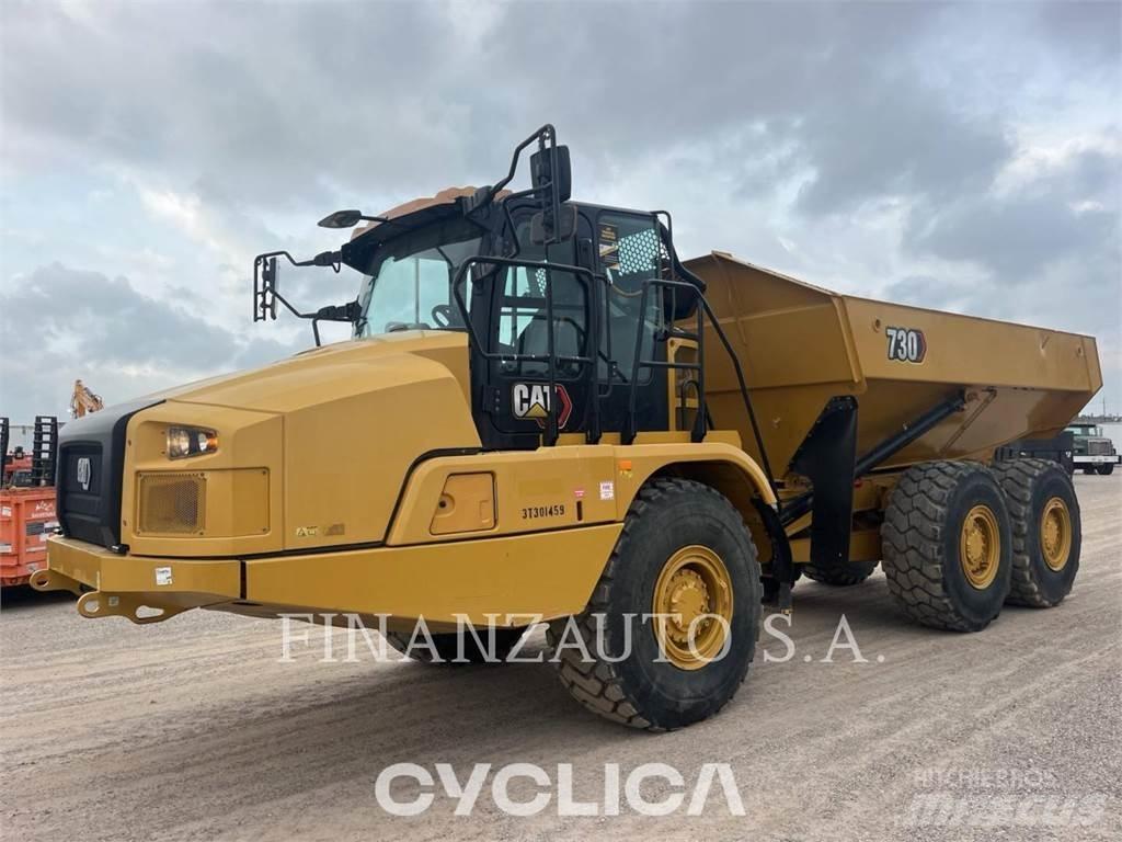 CAT 730 Dumper - Knickgelenk