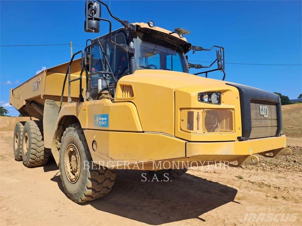 CAT 730 Dumper - Knickgelenk