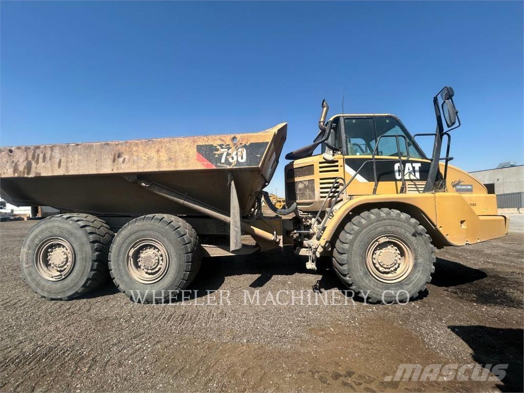 CAT 730 Dumper - Knickgelenk