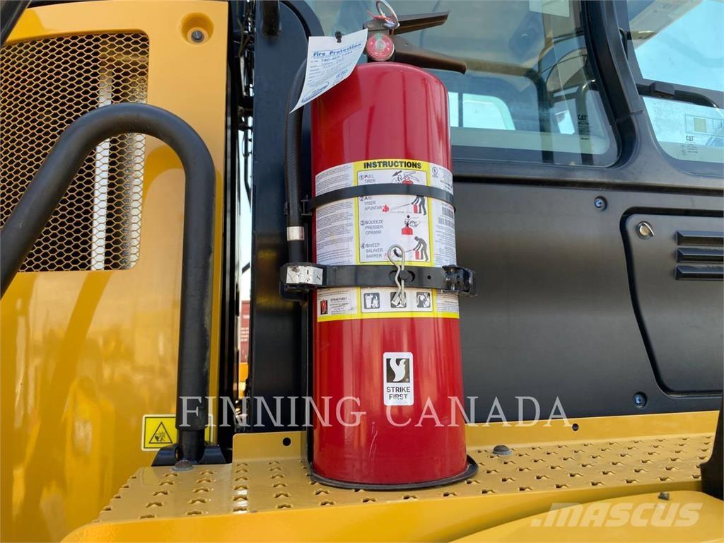 CAT 730-04 Dumper - Knickgelenk