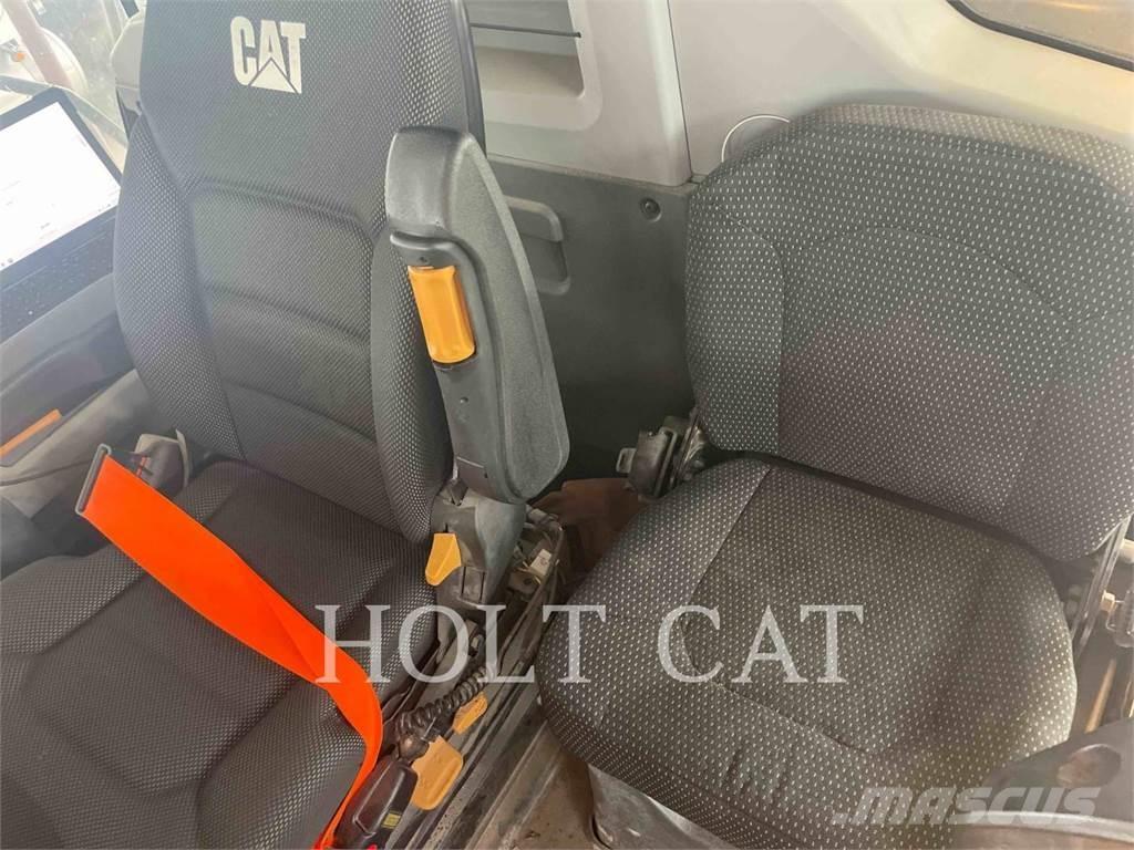 CAT 73004 Dumper - Knickgelenk