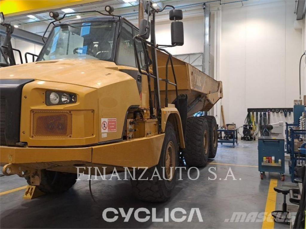 CAT 730C Dumper - Knickgelenk