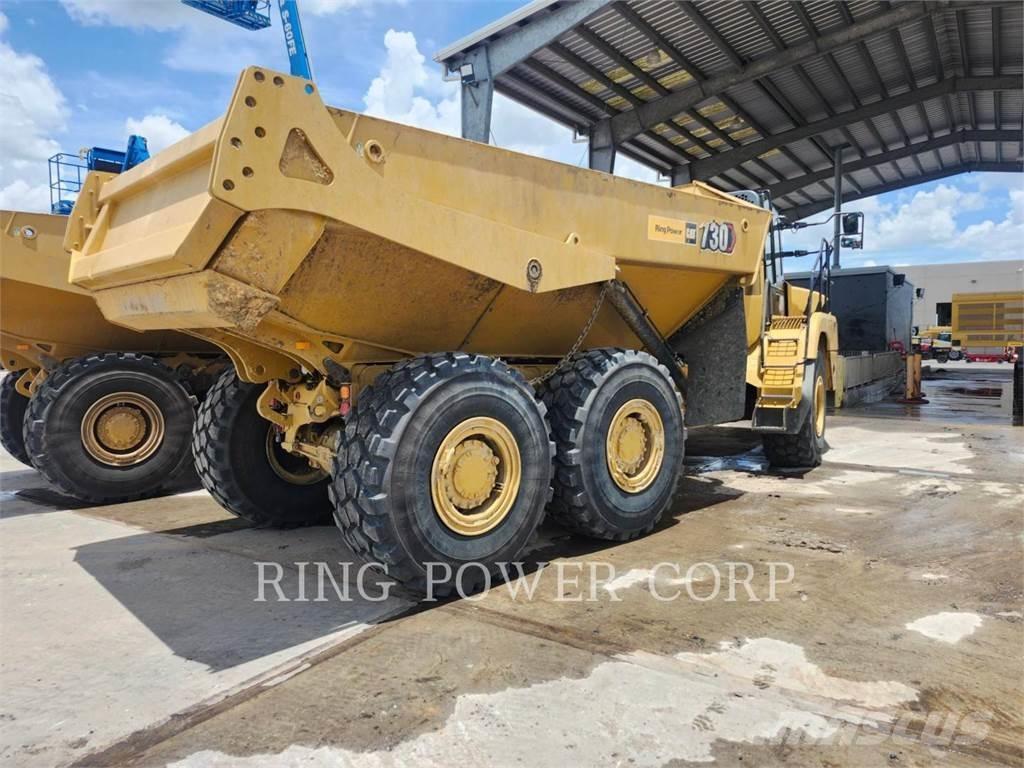 CAT 730TG Dumper - Knickgelenk