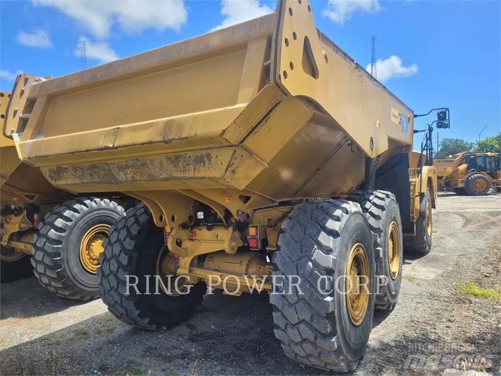 CAT 730TG Dumper - Knickgelenk