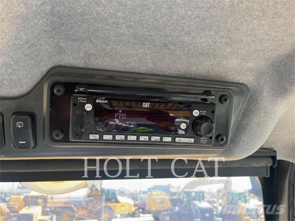 CAT 735 Dumper - Knickgelenk