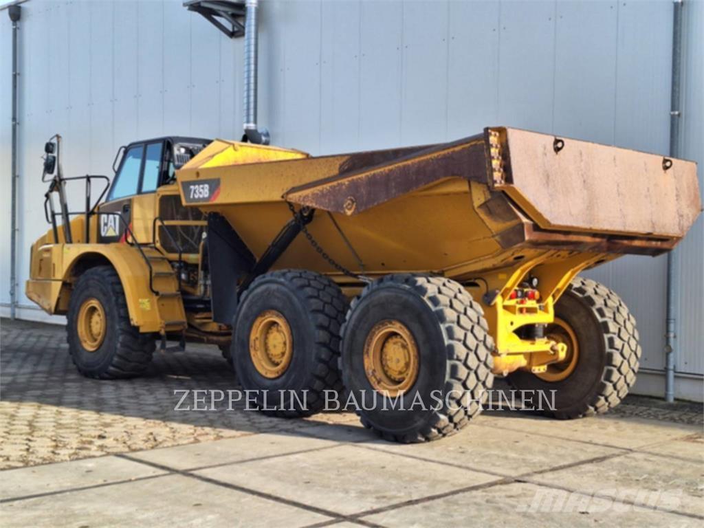 CAT 735B Dumper - Knickgelenk