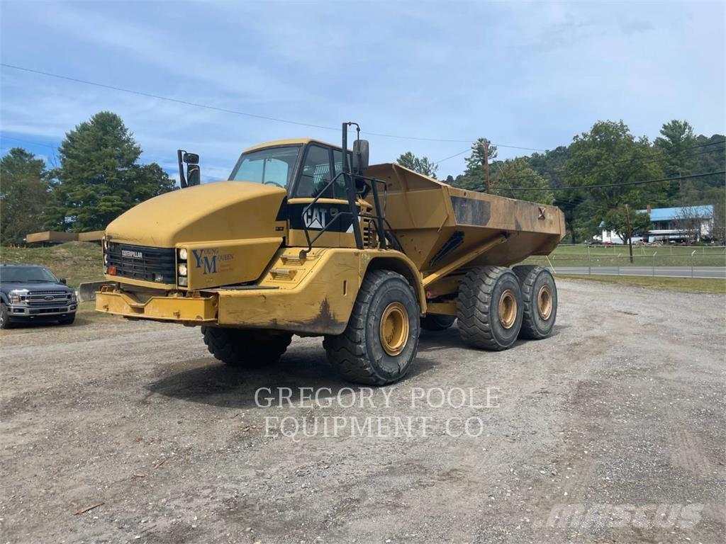 CAT 740 Dumper - Knickgelenk