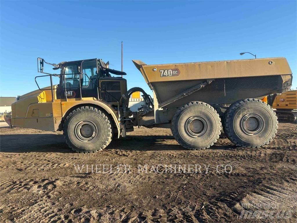 CAT 740 GC Dumper - Knickgelenk