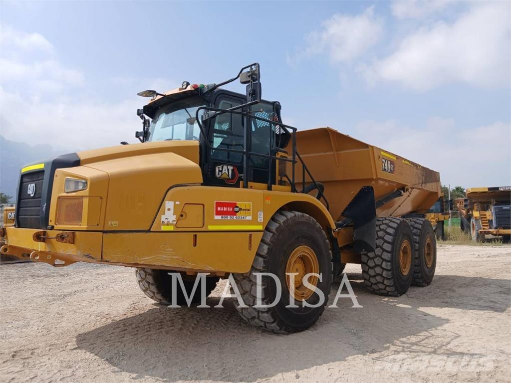 CAT 740 GC Dumper - Knickgelenk