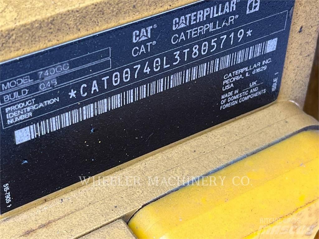 CAT 740 GC TG Dumper - Knickgelenk