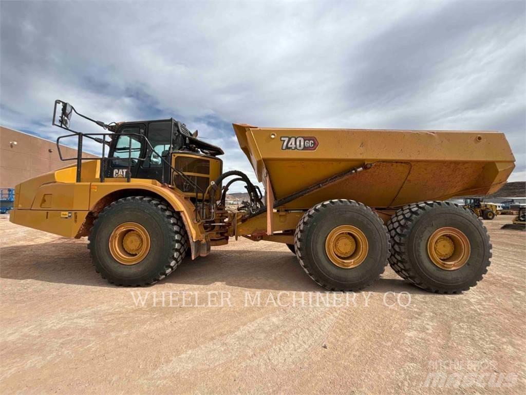 CAT 740 GC TG Dumper - Knickgelenk