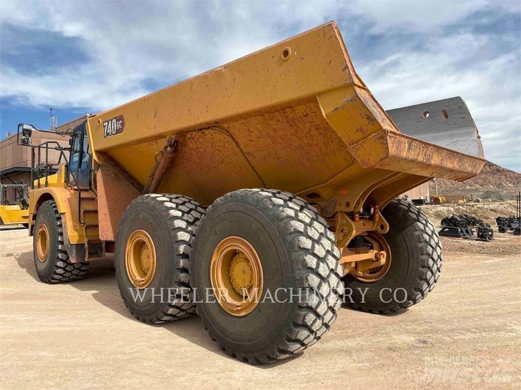 CAT 740 GC TG Dumper - Knickgelenk