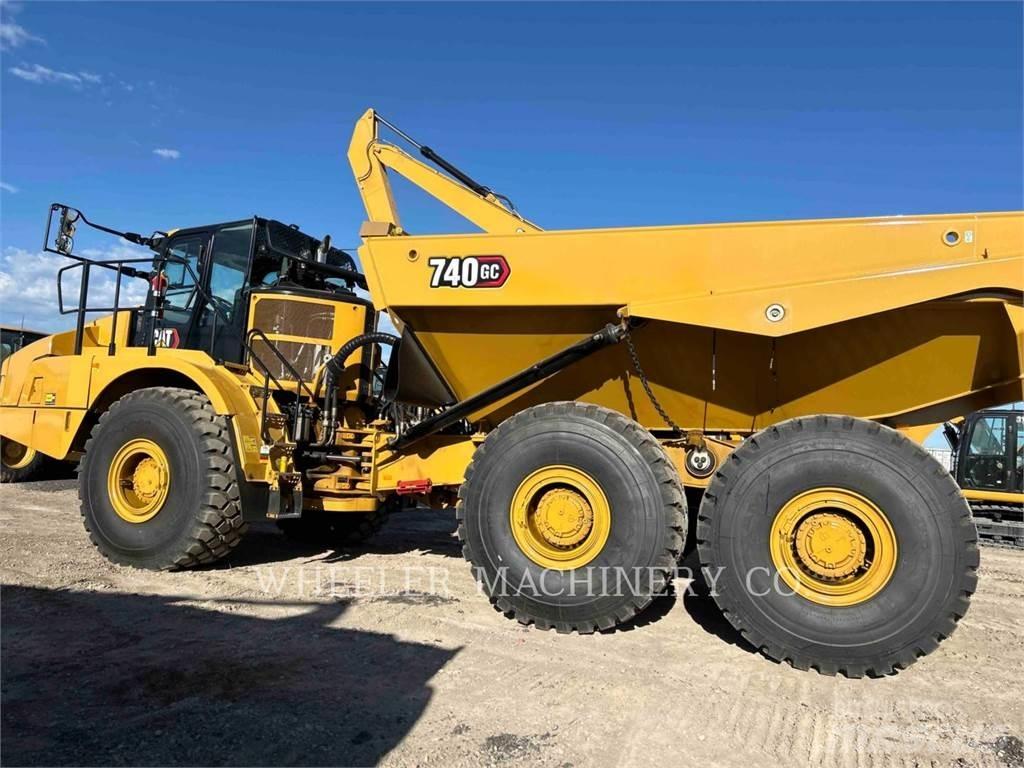 CAT 740 GC TG Dumper - Knickgelenk